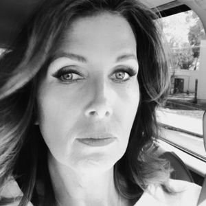 Meet your Posher, Jeanneen